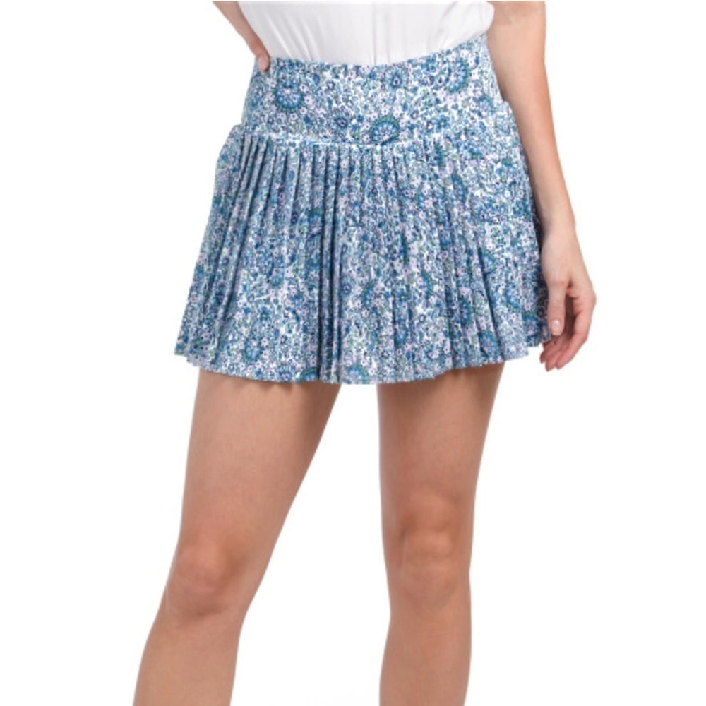 Laura Ashley Women's Floral Print UPF 50 Built-in Shorts Pleated Mini Skort XS